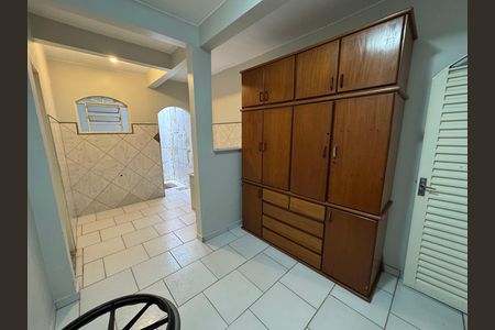 Casa à venda com 280m², 6 quartos e 3 vagas Casa à venda com 280m², 6 quartos e 3 vagasQuarto 4