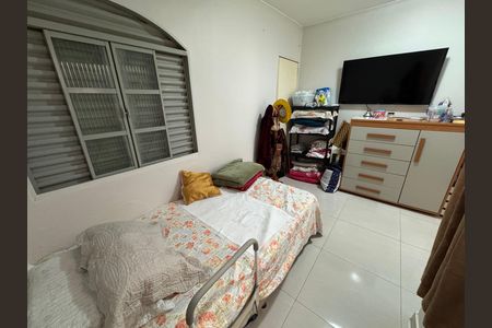 Casa à venda com 280m², 6 quartos e 3 vagas Casa à venda com 280m², 6 quartos e 3 vagasSuíte 1