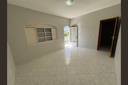 Casa à venda com 280m², 6 quartos e 3 vagas Casa à venda com 280m², 6 quartos e 3 vagasQuarto 1