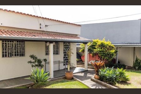 Casa para alugar com 105m², 3 quartos e 4 vagas