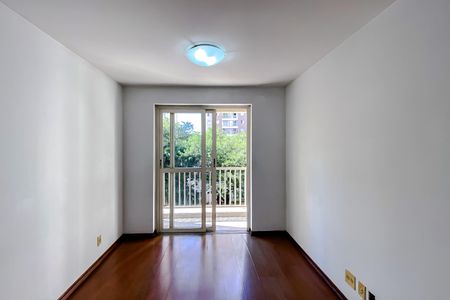 Apartamento para alugar com 63m², 3 quartos e 1 vaga Apartamento para alugar com 63m², 3 quartos e 1 vagaSala