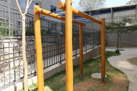 Apartamento para alugar com 42m², 2 quartos e sem vagaÁrea comum - Playground