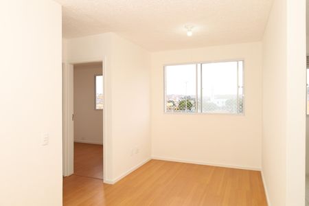Sala de apartamento para alugar com 2 quartos, 42m² em Vila Princesa Isabel, São Paulo