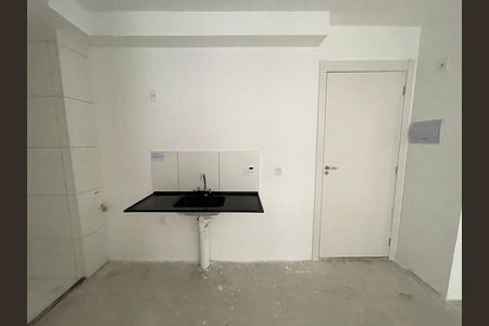 Apartamento à venda com 37m², 2 quartos e sem vaga Apartamento à venda com 37m², 2 quartos e sem vagaCozinha e Área de Serviço