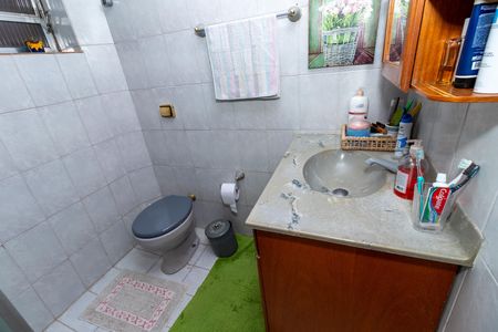 Apartamento à venda com 74m², 2 quartos e sem vaga Apartamento à venda com 74m², 2 quartos e sem vagaBanheiro