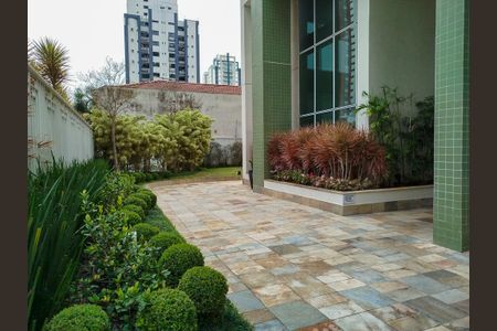 Apartamento para alugar com 86m², 3 quartos e 2 vagasÁrea comum - jardim