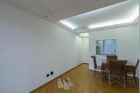 Sala de apartamento para alugar com 2 quartos, 63m² em Vl Cam Mar, São Bernardo do Campo