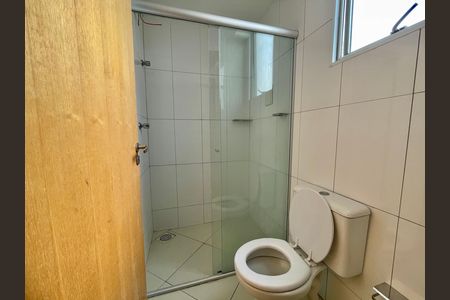 Apartamento à venda com 62m², 3 quartos e 1 vaga Apartamento à venda com 62m², 3 quartos e 1 vagaBanheiro social