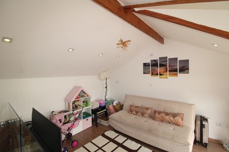Casa de condomínio à venda com 100m², 2 quartos e 2 vagasQuarto 3
