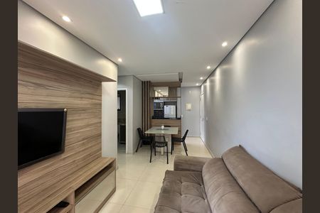 Sala de apartamento para alugar com 2 quartos, 59m² em Jardim Belval, Barueri