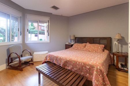 Casa à venda com 4 quartos, 620m² em Jardim Silvia (Zona Oeste), São Paulo