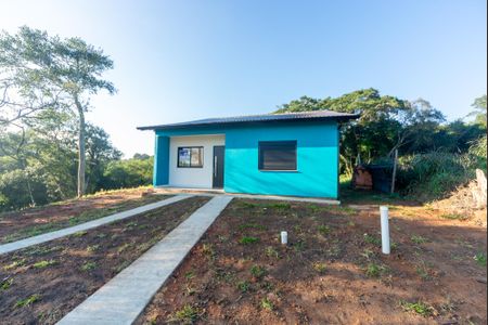 Casa de condomínio para alugar com 117m², 3 quartos e 3 vagas Casa de condomínio para alugar com 117m², 3 quartos e 3 vagasFachada