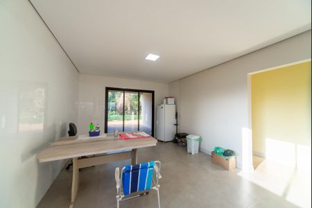 Cozinha de casa de condomínio para alugar com 3 quartos, 117m² em Florescente, Viamão