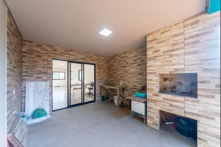 Churrasqueira e Area de Servico de casa de condomínio para alugar com 3 quartos, 117m² em Florescente, Viamão