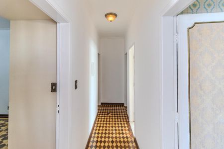 Apartamento para alugar com 160m², 3 quartos e 1 vaga Apartamento para alugar com 160m², 3 quartos e 1 vagaCorredor