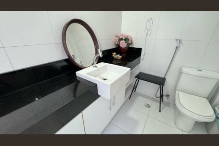 Casa à venda com 2 quartos, 80m² em Vila Nova Conceição, São Paulo