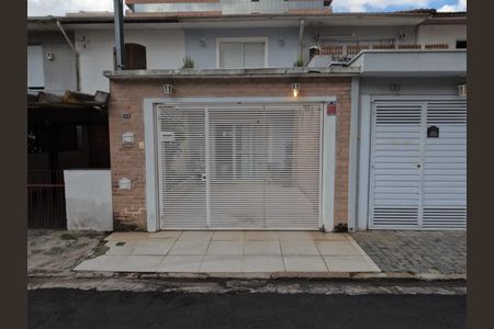 Casa à venda com 80m², 2 quartos e 1 vaga