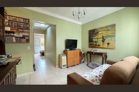 Casa à venda com 80m², 2 quartos e 1 vaga
