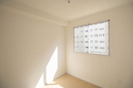 Quarto 1 de apartamento para alugar com 2 quartos, 32m² em Parque Novo Mundo, São Paulo