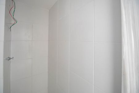 Banheiro de apartamento para alugar com 2 quartos, 32m² em Parque Novo Mundo, São Paulo