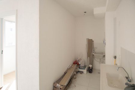 Cozinha de apartamento para alugar com 2 quartos, 32m² em Parque Novo Mundo, São Paulo