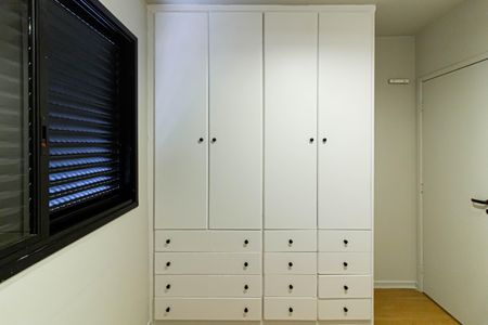 Quarto de apartamento para alugar com 2 quartos, 68m² em Perdizes, São Paulo