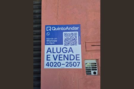 Casa para alugar com 254m², 4 quartos e 6 vagas Casa para alugar com 254m², 4 quartos e 6 vagasplaquinha