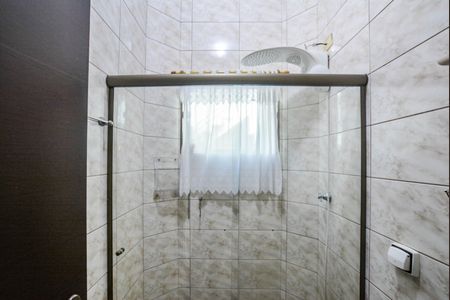 Casa para alugar com 254m², 4 quartos e 6 vagas Casa para alugar com 254m², 4 quartos e 6 vagasBanheiro Social