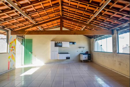 Casa para alugar com 254m², 4 quartos e 6 vagas Casa para alugar com 254m², 4 quartos e 6 vagasSalão de Festas