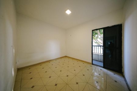 Casa para alugar com 42m², 1 quarto e sem vaga Casa para alugar com 42m², 1 quarto e sem vagaQuarto
