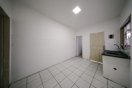 Casa para alugar com 42m², 1 quarto e sem vaga Casa para alugar com 42m², 1 quarto e sem vagaCozinha