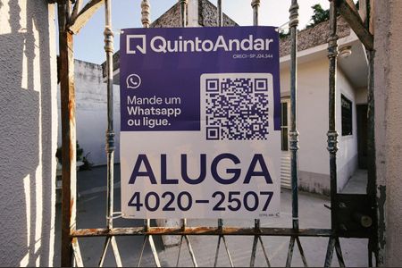 Casa para alugar com 42m², 1 quarto e sem vaga Casa para alugar com 42m², 1 quarto e sem vagaPlaquinha