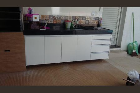 Casa à venda com 38000m², 5 quartos e 4 vagasÁrea externa