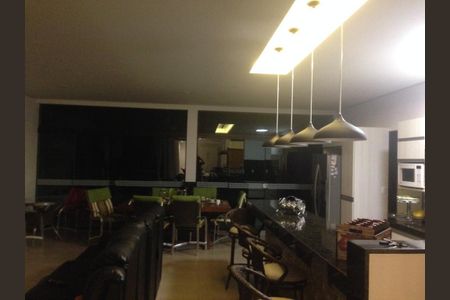 Casa à venda com 38000m², 5 quartos e 4 vagasCozinha
