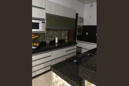 Casa à venda com 38000m², 5 quartos e 4 vagasCozinha