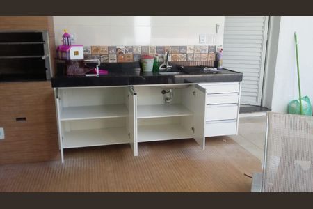 Casa à venda com 38000m², 5 quartos e 4 vagasÁrea externa