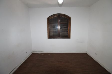 Casa para alugar com 140m², 3 quartos e 2 vagasQuarto 2