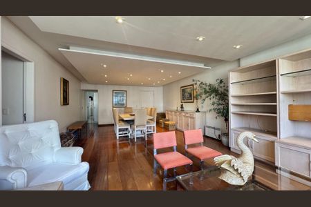 Apartamento à venda com 147m², 3 quartos e 1 vaga