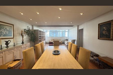 Apartamento à venda com 147m², 3 quartos e 1 vaga