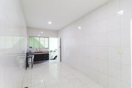 Casa para alugar com 2 quartos, 80m² em Vila Mazzei, São Paulo