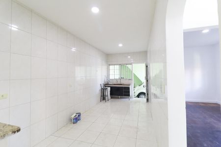 Cozinha de casa para alugar com 2 quartos, 80m² em Vila Mazzei, São Paulo