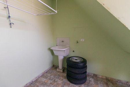 Casa para alugar com 80m², 2 quartos e 1 vaga Casa para alugar com 80m², 2 quartos e 1 vagaÁrea de Serviço