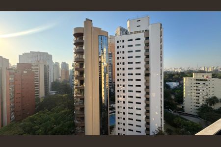 Apartamento à venda com 242m², 3 quartos e sem vaga