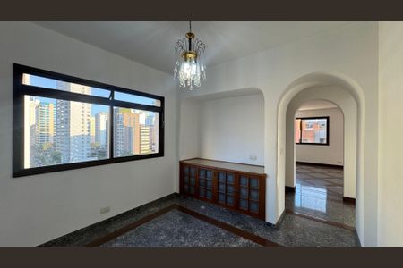 Apartamento à venda com 242m², 3 quartos e sem vaga