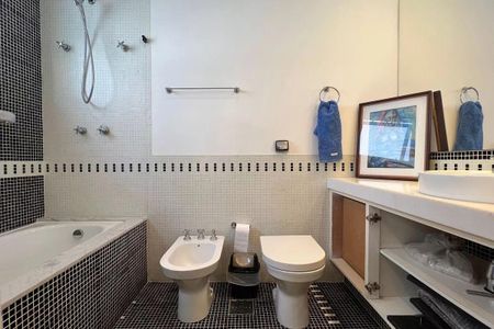 Casa à venda com 84m², 3 quartos e 3 vagas