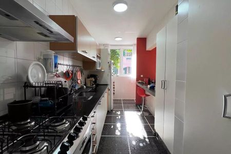 Casa à venda com 84m², 3 quartos e 3 vagas