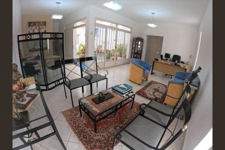 Casa à venda com 5 quartos, 275m² em Vila Congonhas, São Paulo