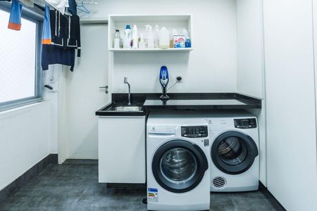 Apartamento à venda com 216m², 3 quartos e 2 vagas