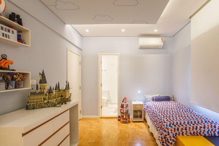 Apartamento à venda com 216m², 3 quartos e 2 vagas