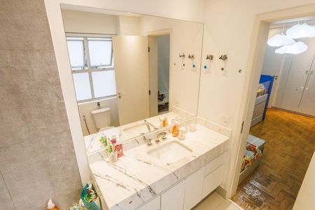 Apartamento à venda com 216m², 3 quartos e 2 vagas